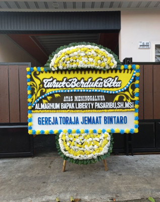 Papan Bunga Duka di Cikurutug
